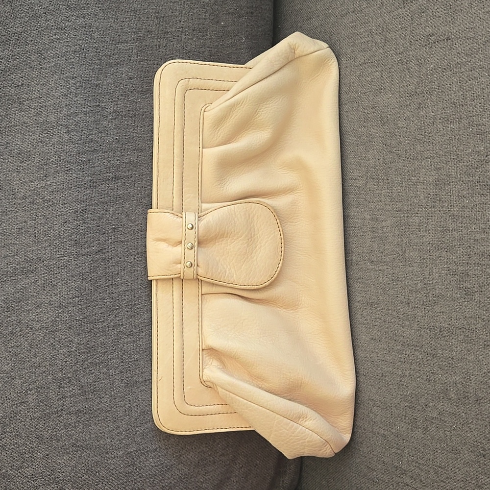 Vintage Liz Claiborne Leather Clutch With Magnetic Closure - Picture 1 of 11